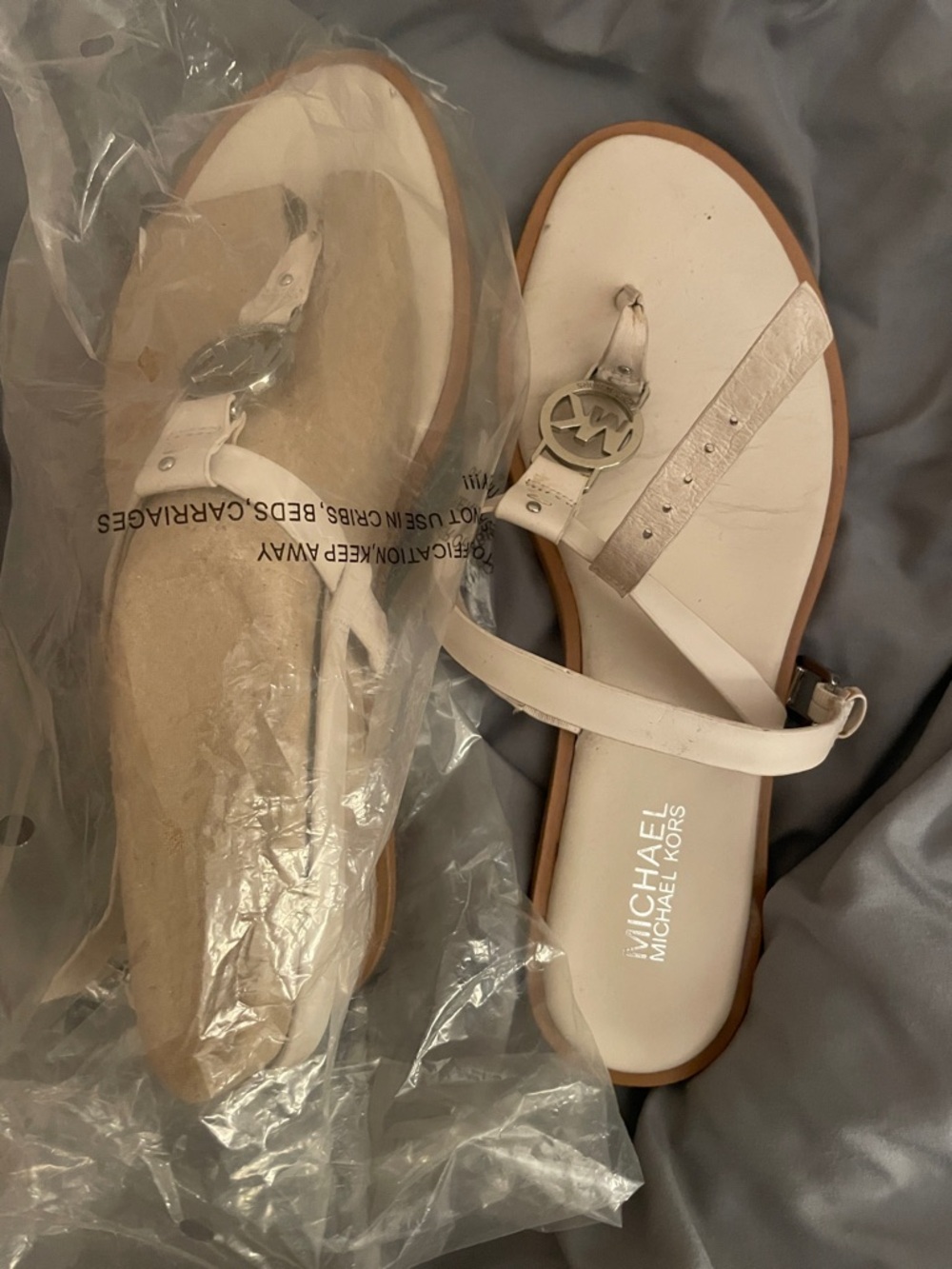 Michael Kors White Leather Logo Toe-Ring Sandals